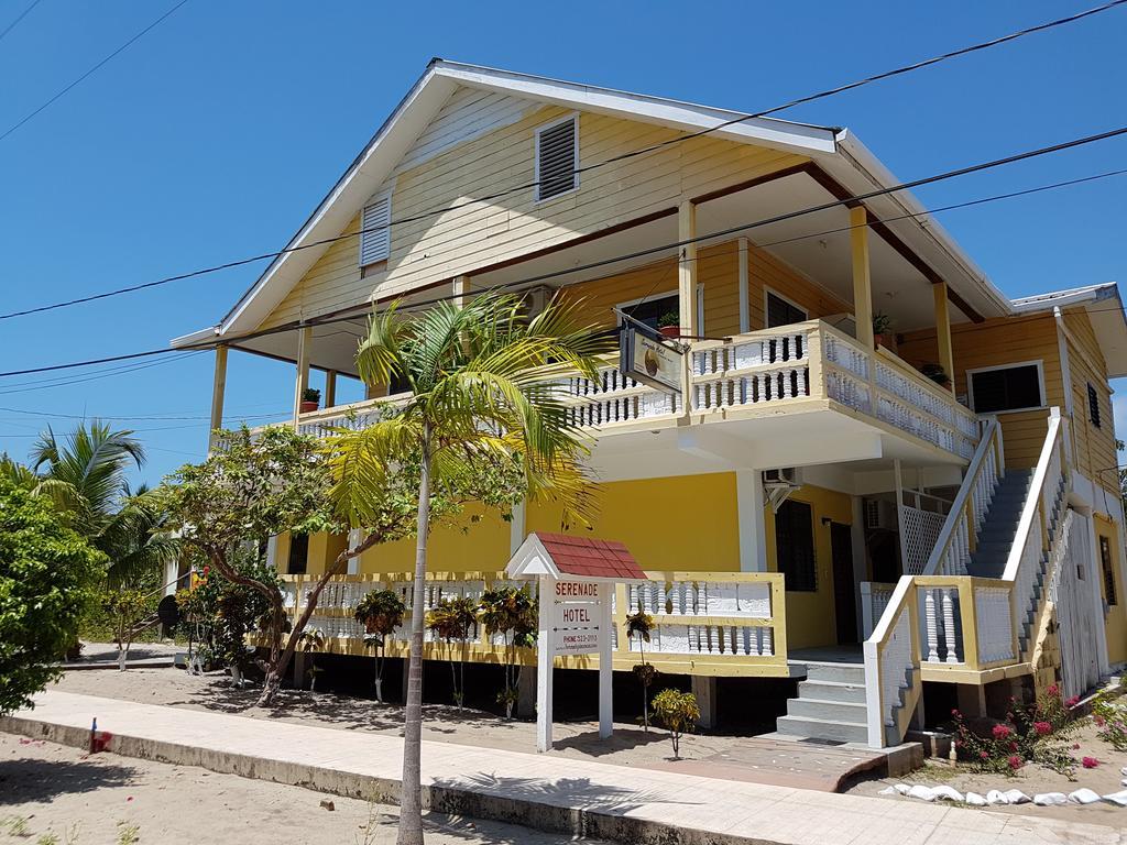 Serenade Hotel Placencia Екстер'єр фото